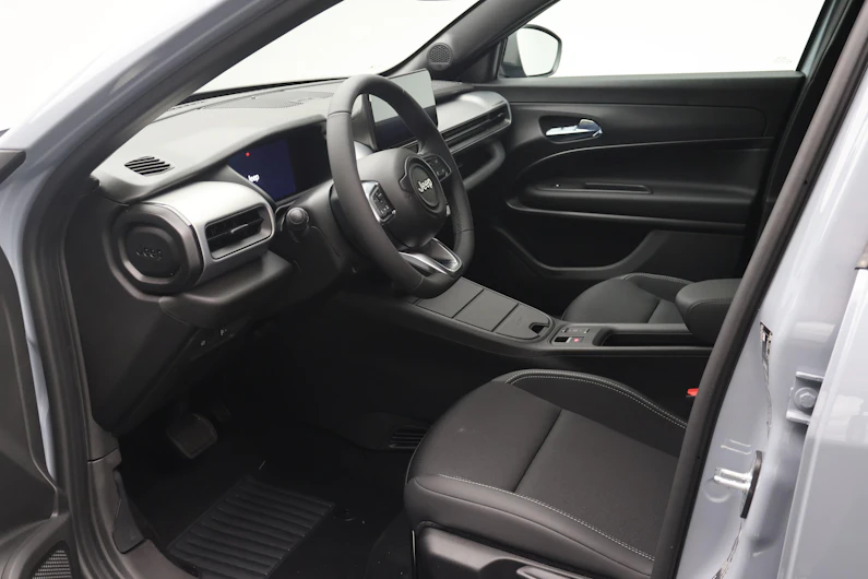 Fahrzeugbild JEEP AVENGER