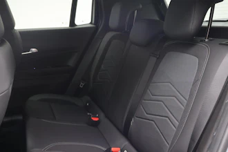 https://vehicle.imgix.net/4404728/fe11ed5b-4bda-4e06-838e-a77be1fe8ffe.JPG