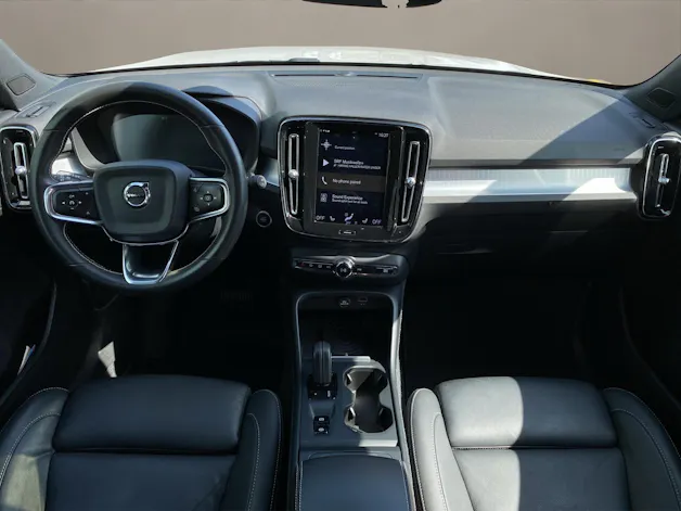 Volvo XC40 2.0 D4 Momentum AWD