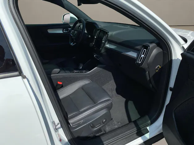 Volvo XC40 2.0 D4 Momentum AWD