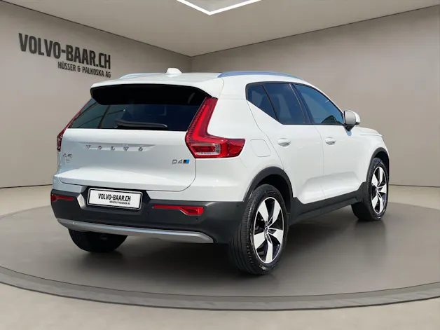 Volvo XC40 2.0 D4 Momentum AWD