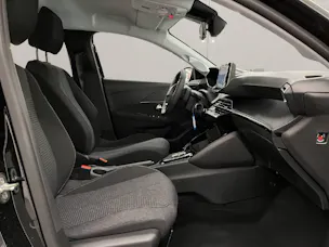 PEUGEOT 208 1.2 Hybrid Style