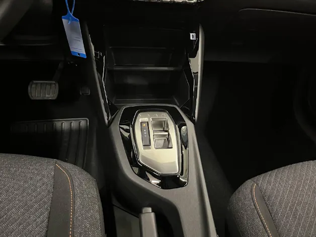 PEUGEOT 208 1.2 Hybrid Style