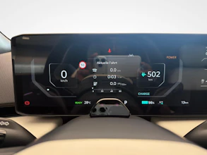 https://vehicle.imgix.net/4404824/332ffb41-20f5-4406-9642-13009d9e6533.jpg