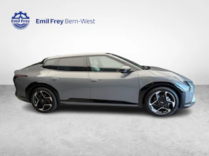 https://vehicle.imgix.net/4404824/9f019b37-35b3-471a-90fd-5cc37fb6f8ee.jpg