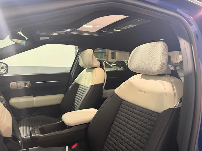 image du véhicule KIA EV4