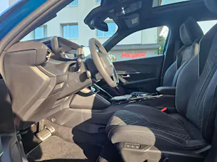 Peugeot 2008 1.2 Hybrid 145 GT Exclusive