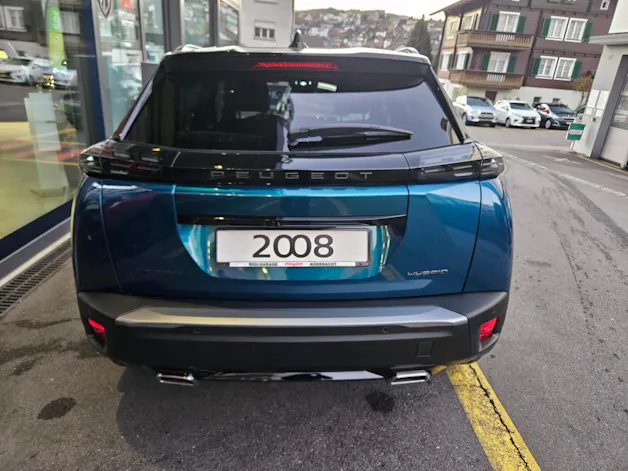 Peugeot 2008 1.2 Hybrid 145 GT Exclusive