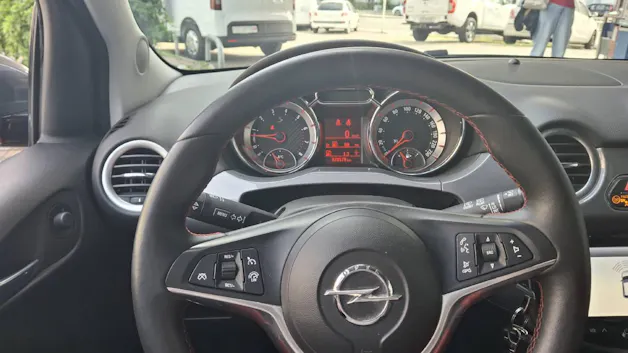 Opel Adam 1.4i Turbo S Black Jack S/S