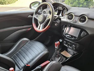 Opel Adam 1.4i Turbo S Black Jack S/S