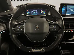 PEUGEOT 2008 e-GT Line