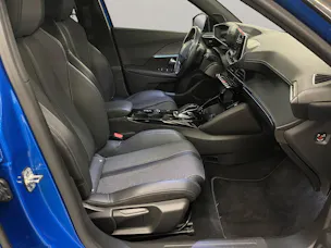PEUGEOT 2008 e-GT Line