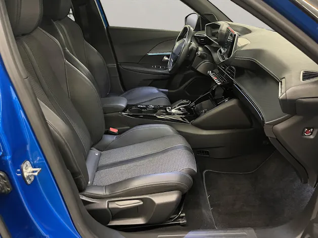 PEUGEOT 2008 e-GT Line