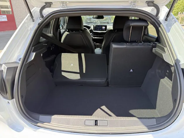 Peugeot 208 Hybrid 145 e-DCS6 GT Exclusive