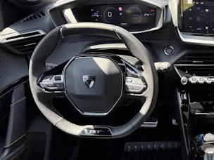 Peugeot 208 Hybrid 145 e-DCS6 GT Exclusive