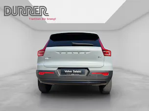 VOLVO XC40 2.0 B4 MH Plus Dark