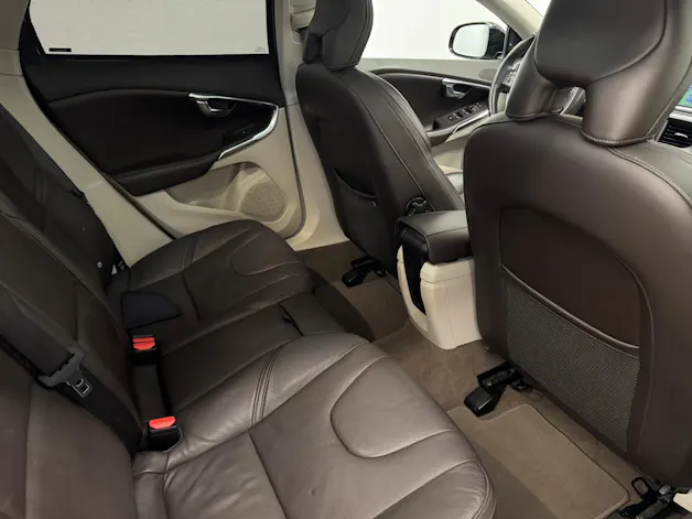 Volvo V40 CC 2.5 T5 Summum AWD S/S