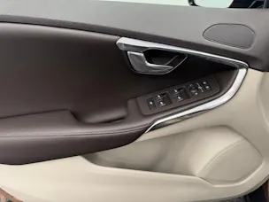 Volvo V40 CC 2.5 T5 Summum AWD S/S