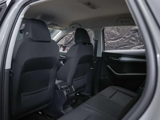 Škoda Karoq 1.5 TSI Selection DSG *Sitzheizung*Lenkradheizung*Rückfahrkamera*