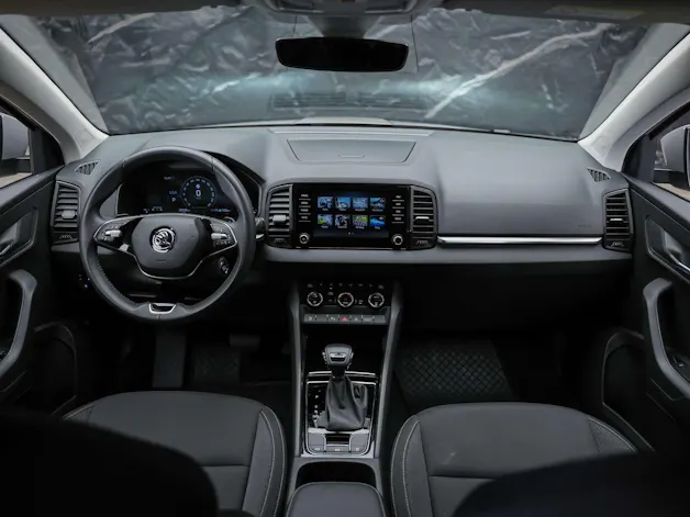 Škoda Karoq 1.5 TSI Selection DSG *Sitzheizung*Lenkradheizung*Rückfahrkamera*