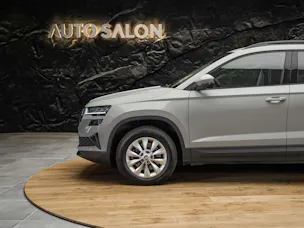 Škoda Karoq 1.5 TSI Selection DSG *Sitzheizung*Lenkradheizung*Rückfahrkamera*