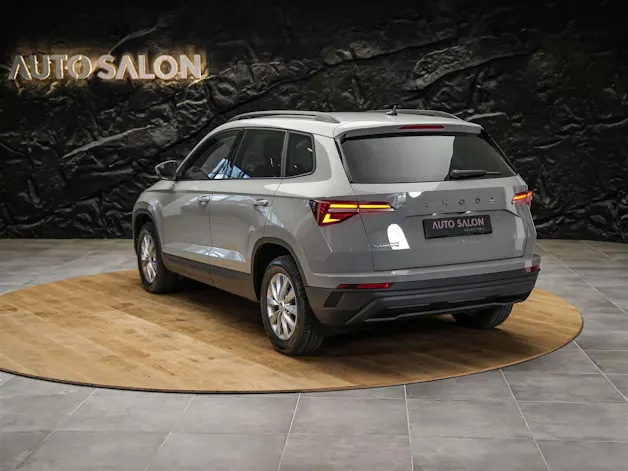 Škoda Karoq 1.5 TSI Selection DSG *Sitzheizung*Lenkradheizung*Rückfahrkamera*