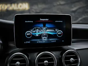 Mercedes-Benz GLC 350 d AMG Line 4Matic 9G-Tronic *Standheizung*Head Up*Sitzheizung*