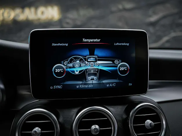 Mercedes-Benz GLC 350 d AMG Line 4Matic 9G-Tronic *Standheizung*Head Up*Sitzheizung*