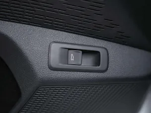 Škoda Octavia Combi 2.0 TSI DSG RS *Werksgarantie*Head Up Display*Abstandsregler*