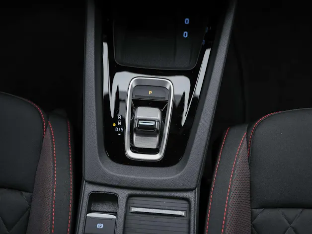 Škoda Octavia Combi 2.0 TSI DSG RS *Werksgarantie*Head Up Display*Abstandsregler*