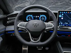 VW Tiguan 1.5 TSI evo2 mHEV R-Line DSG *Abstandsregler*Massage*Lenkradheizung*
