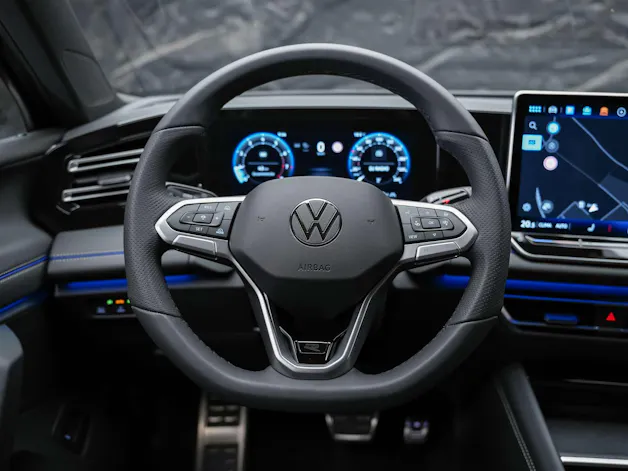 VW Tiguan 1.5 TSI evo2 mHEV R-Line DSG *Abstandsregler*Massage*Lenkradheizung*