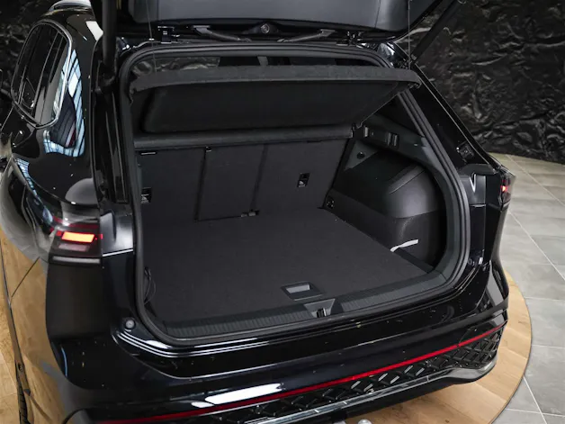 VW Tiguan 1.5 TSI evo2 mHEV R-Line DSG *Abstandsregler*Massage*Lenkradheizung*