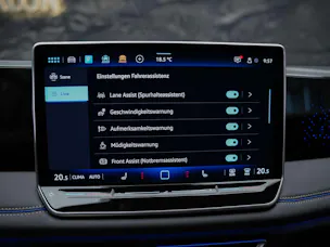 VW Tiguan 1.5 TSI evo2 mHEV R-Line DSG *Abstandsregler*Massage*Lenkradheizung*
