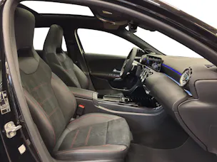 Mercedes-Benz A 220 4Matic 8G-DCT
