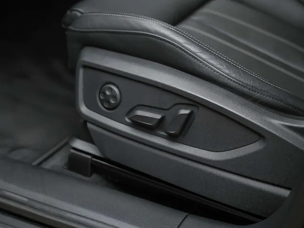 Audi SQ5 TDI quattro tiptronic *Sitzbelüftung*Panorama*Leder*