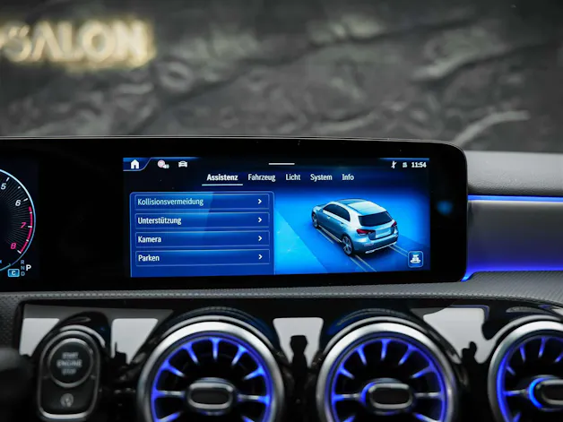 Mercedes-Benz A 250 AMG Line 4Matic 8G-DCT *Facelift*Multibeam LED*AMG Line Advanced plus*