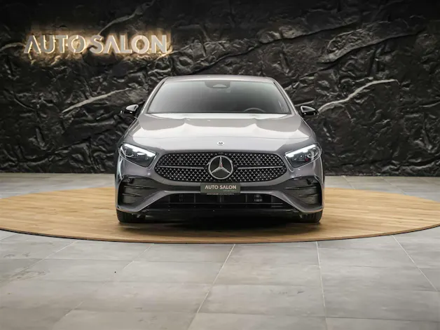 Mercedes-Benz A 250 AMG Line 4Matic 8G-DCT *Facelift*Multibeam LED*AMG Line Advanced plus*