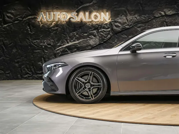 Mercedes-Benz A 250 AMG Line 4Matic 8G-DCT *Facelift*Multibeam LED*AMG Line Advanced plus*