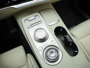 Genesis GV70 2.5 TGDI Luxury AT8 AWD *Panorama*Lexicon*Massage*Sitzlüftung*