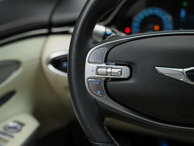 Genesis GV70 2.5 TGDI Luxury AT8 AWD *Panorama*Lexicon*Massage*Sitzlüftung*