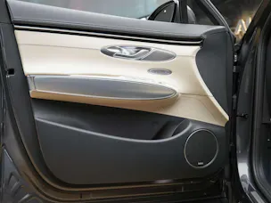 Genesis GV70 2.5 TGDI Luxury AT8 AWD *Panorama*Lexicon*Massage*Sitzlüftung*
