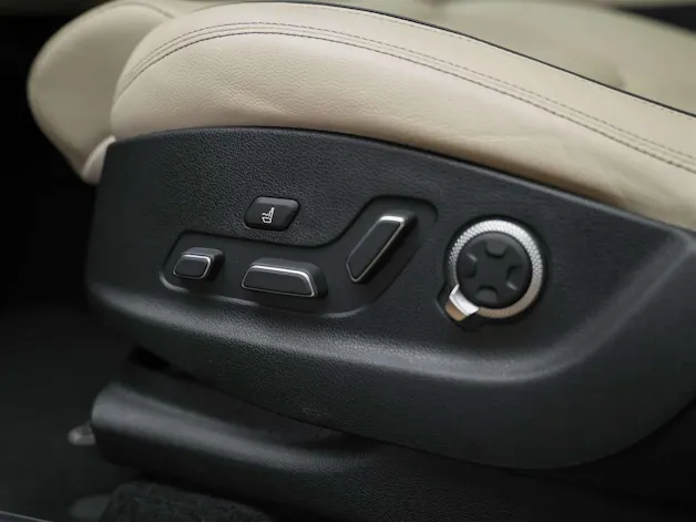 Genesis GV70 2.5 TGDI Luxury AT8 AWD *Panorama*Lexicon*Massage*Sitzlüftung*