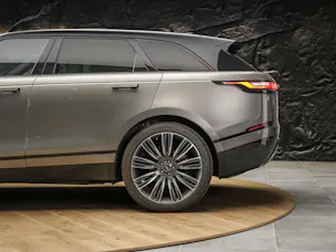 Land Rover Range Rover Velar R-Dynamic P 380 HSE *First Edition*Massage*Panorama*360°Kamera*Sitzbelüftung*