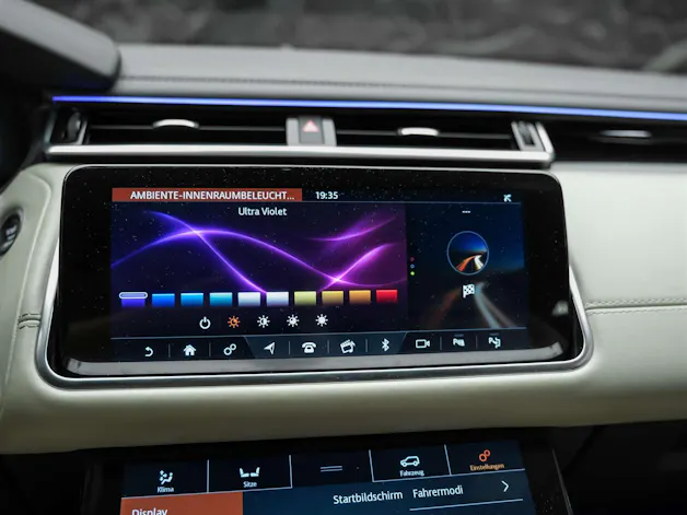 Land Rover Range Rover Velar R-Dynamic P 380 HSE *First Edition*Massage*Panorama*360°Kamera*Sitzbelüftung*