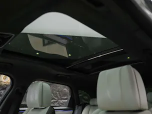 Land Rover Range Rover Velar R-Dynamic P 380 HSE *First Edition*Massage*Panorama*360°Kamera*Sitzbelüftung*