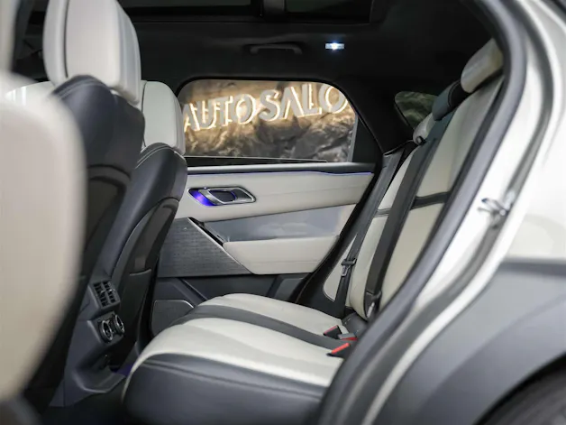 Land Rover Range Rover Velar R-Dynamic P 380 HSE *First Edition*Massage*Panorama*360°Kamera*Sitzbelüftung*