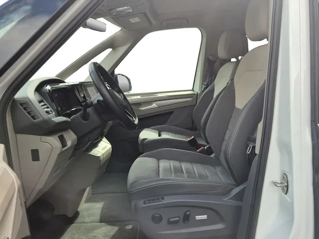 VW Multivan 2.0 TDI Life DSG