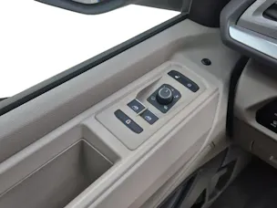 VW Multivan 2.0 TDI Life DSG