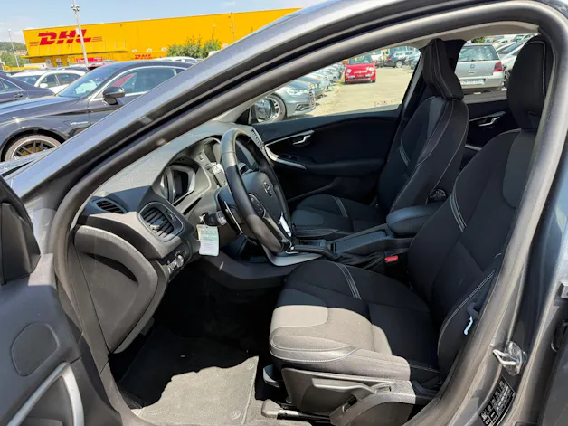 Volvo V40 1.5 T3 Momentum S/S